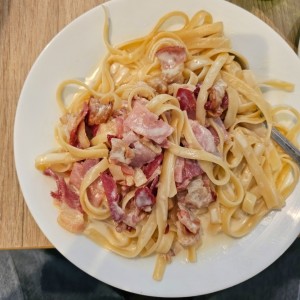 Pastas Especialidades - Fettucine Carbonara