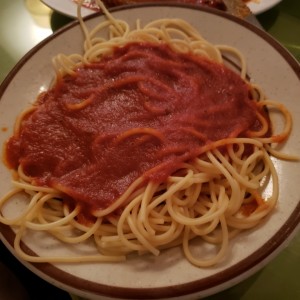 SPAGETTI EN SALSA ROJA