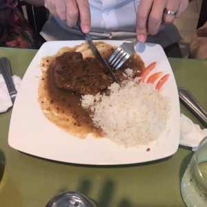 Filete a la pimienta con arroz