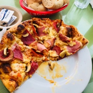 pizza Napoli