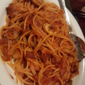 Spaghetti a la amatriciana