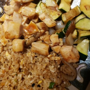 chicken teriyaki con arroz y vegetales