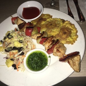 brocheta de pollo