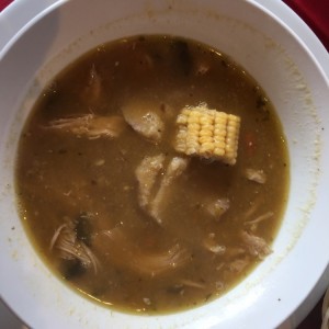 sopa de pollo