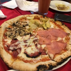 pizza Cuatro Estaciones 