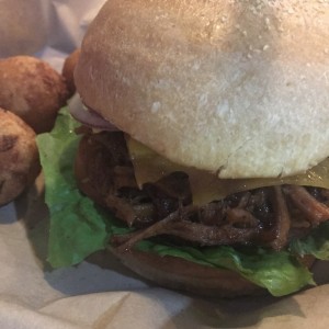 hamburguesa pulled pork