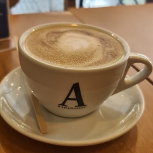 CAFE CON LECHE DE ALMENDRA