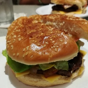 Hamburguesa con tocino