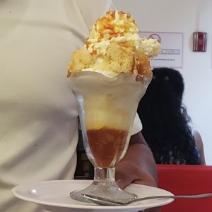 NO ME OLVIDES HELADO DE VAINILLA Y CARAMELO