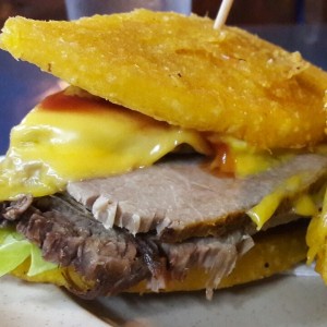 Emparedado de Roast Beef en tostada