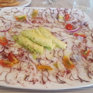 Pulpo en Carpaccio