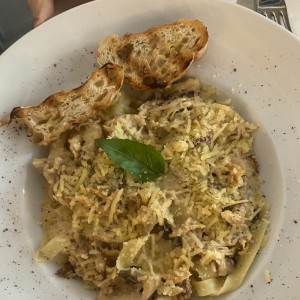 Fetuccini en salsa Blanca