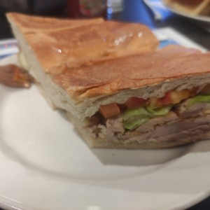 Emparedados /Sandwiches - Pierna