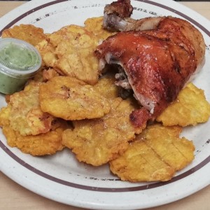 pollo y patacones