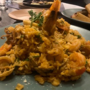 Platos Fuertes - Arroz con Mariscos