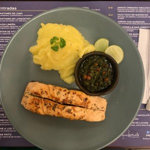 Salmon a la Parrilla