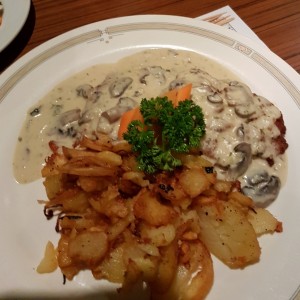 Schnitzel - Cazador con papas