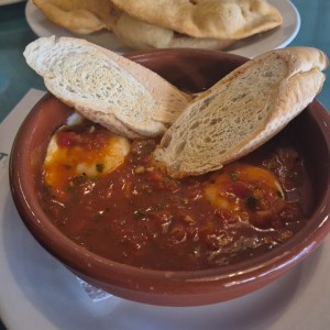 DOS HUEVOS - Huevos Cazuela