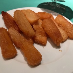 yucas fritas