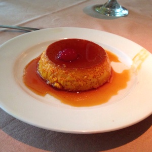 Flan de la casa