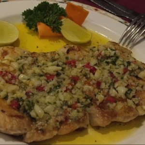 Corvina al ajillo