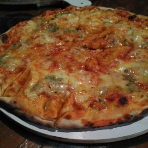 pizza cuatro quesos
