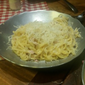 Spaguetti tres quesos