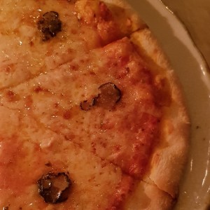 Pizza con trufa