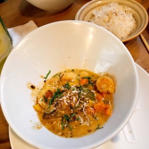 curry rojo de mariscos