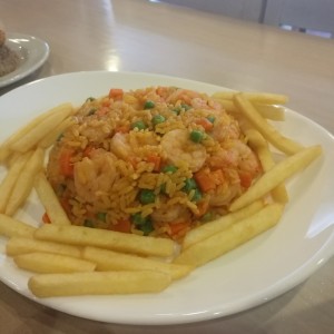 arroz con camarones
