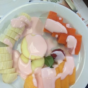 Porción de fruta con yogurt