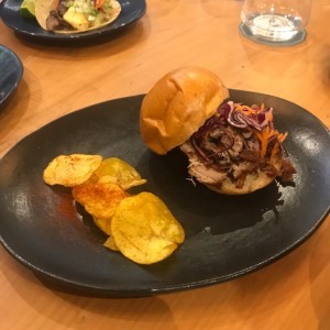 Hamburguesa de pork belly