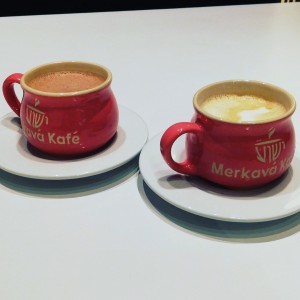 Chocolate suizo y latte