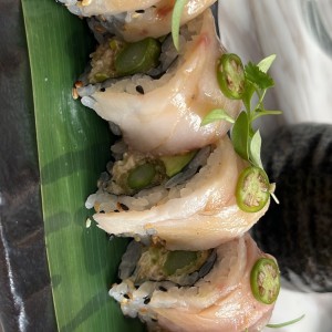 Sushi con espárragos 
