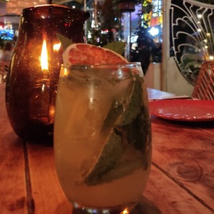 Mocktail con té verde
