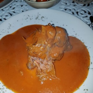 osobuco en salsa napolitana
