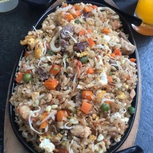 arroz Yakimechi