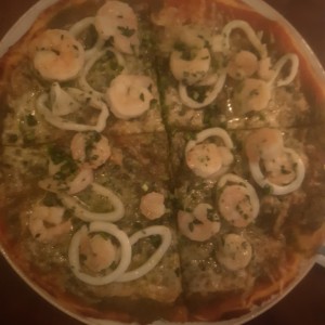 Pizza con mariscos 