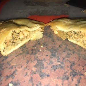 Empanada de Guacucos y Camarones, Muy Buena