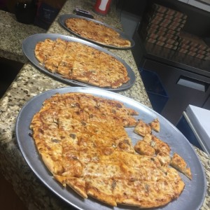 Super Pizzas