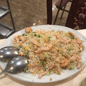 arroz cantones con POLLO y camarons 