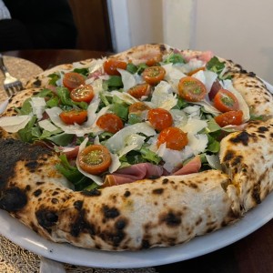 Pizza Ai Formaggio E Prosciutto