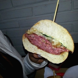 Sandwich de Pecho Ahumado