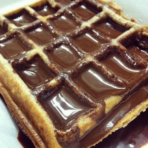 waffle con chocolate