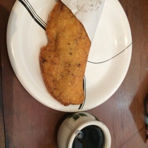 Empanada de Hallaca + Cafe 
