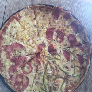 Pizza mixta extrafamiliar