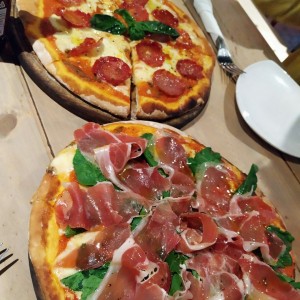 Pizzas Top - Serrano & Rugula