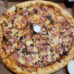 Pizzas - Jamón con Champiñón
