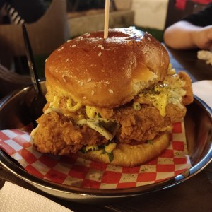 Bombastic: Shrimps & Crispy Chicken Burger