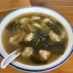 Sopa de wanton